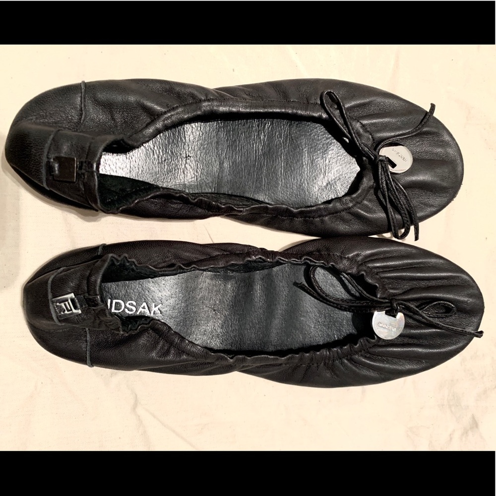 RUDSAK black leather ballerina
